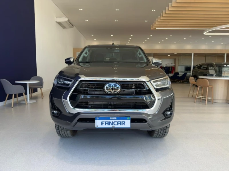 Toyota Hilux 2.8 D 4d Turbo Diesel Cd Srx 4X4 Automático - foto 2