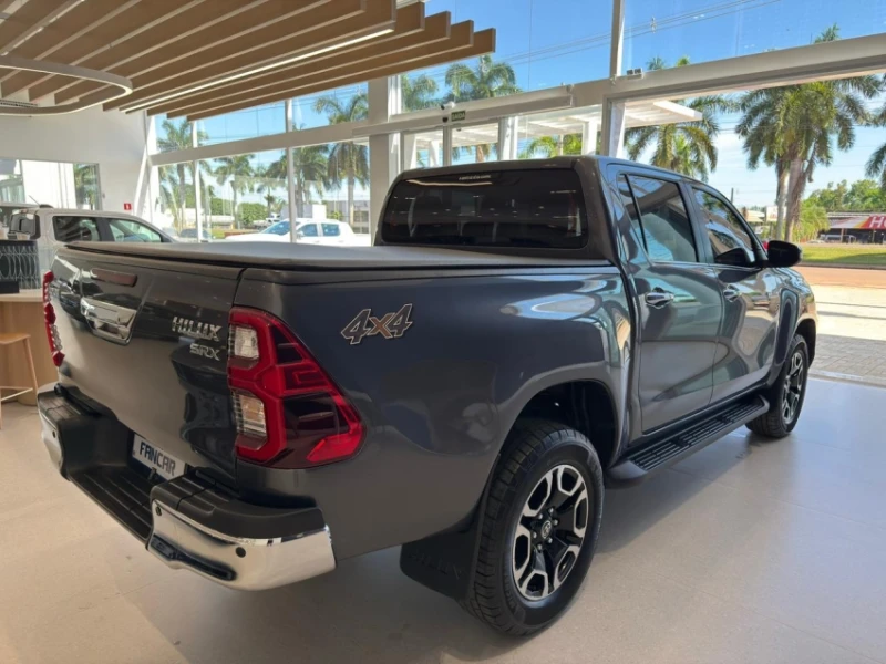 Toyota Hilux 2.8 D 4d Turbo Diesel Cd Srx 4X4 Automático - foto 7