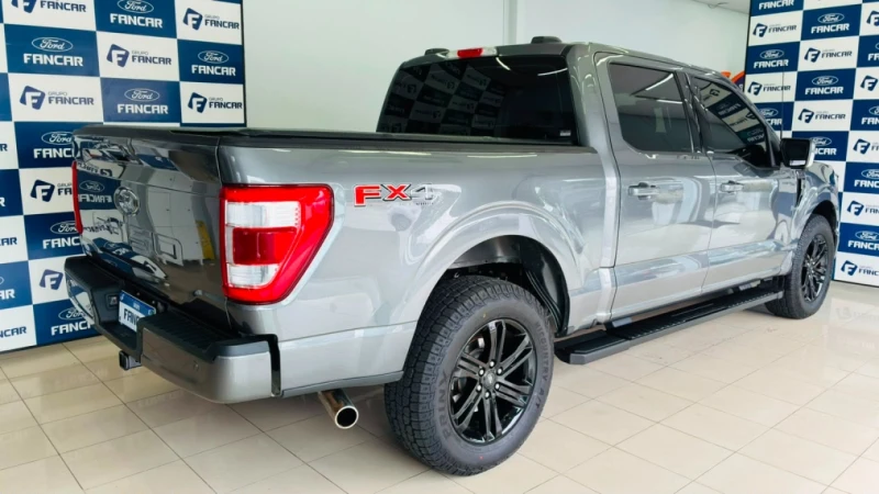 Ford F-150 5.0 V8 Gasolina Cd Lariat Fx4 Automático - foto 4