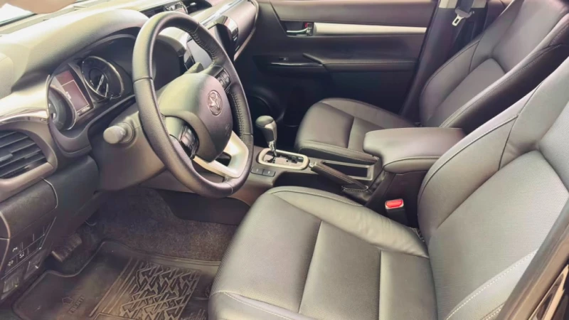 Toyota Hilux 2.8 D 4d Turbo Diesel Cd Srx 4X4 Automático - foto 7