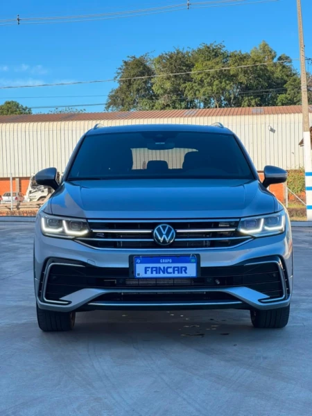 Volkswagen Tiguan 2.0 300 TSI Gasolina Allspace R Line Automático - foto 4