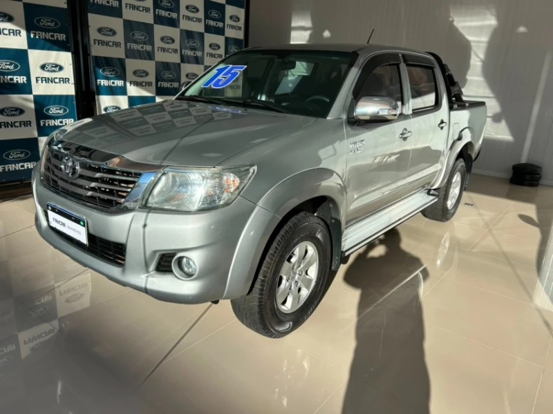Toyota Hilux 2.7 Srv 4X2 Cd 16V Flex 4P Automático - foto 3