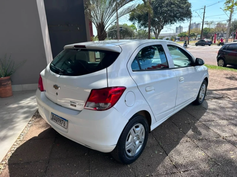 Chevrolet Onix 1.0 Mpfi Joy 8V Flex 4P Manual - foto 3