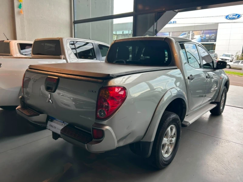 Mitsubishi L200 Triton 2.4 Hls 4X2 Cd 16V Flex 4P Manual - foto 6