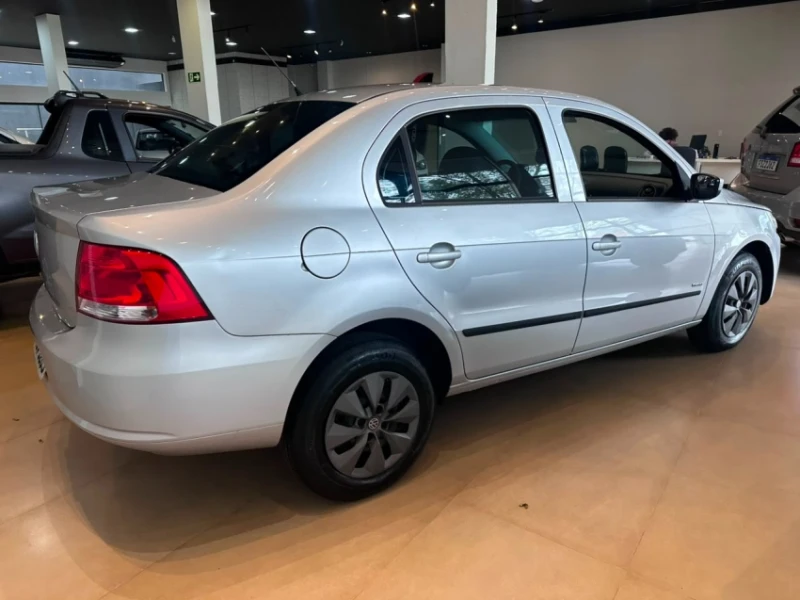 Volkswagen Voyage 1.0 Mi 8V Flex 4P Manual - foto 2