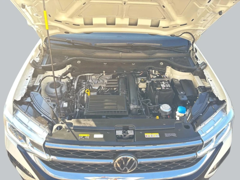Volkswagen Taos 2024 à venda