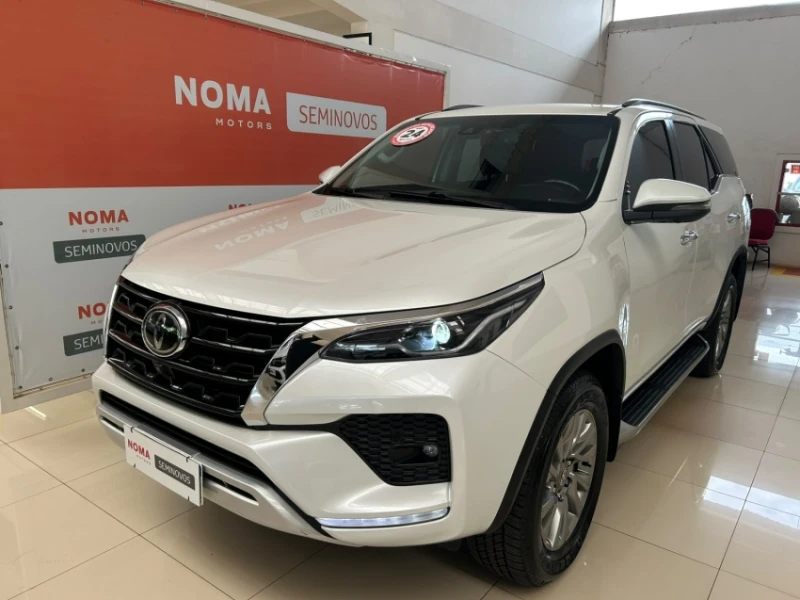 2.8 D-4D TURBO DIESEL SRX 7L 4X4 AUTOMÁTICO