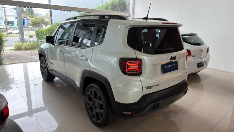 Jeep Renegade 1.3 T270 Turbo Flex S 4X4 - foto 6
